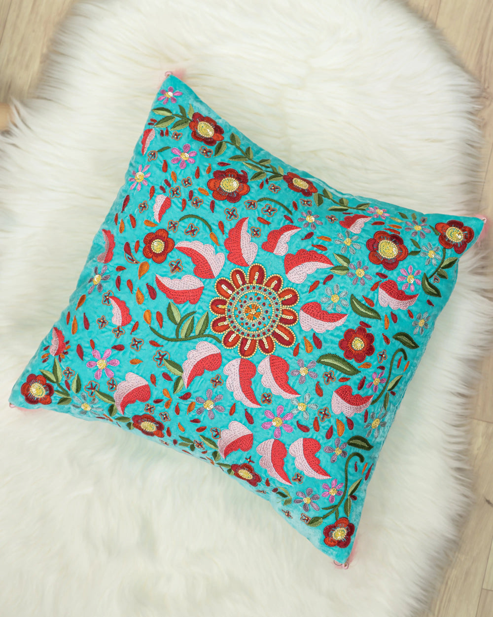 Phool Aur Patte Zardozi Cushion Cover – Hand Embroidered Decorative Cushion